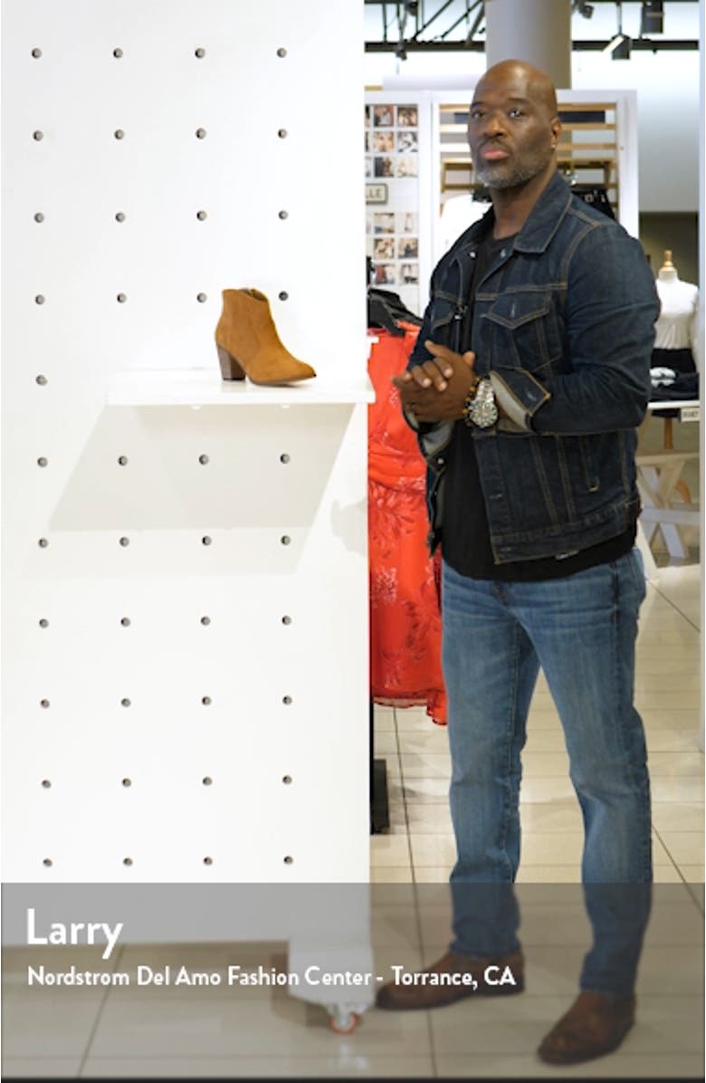 Nolly Bootie, sales video thumbnail