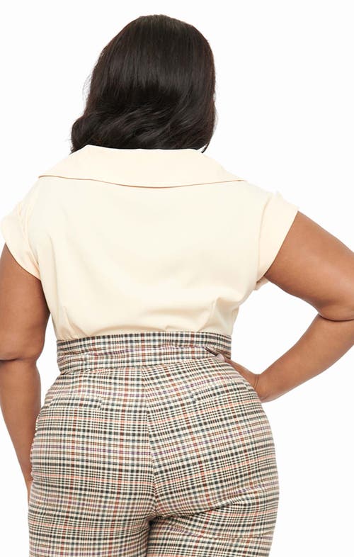 Unique Vintage Plus Size 1960s Twill Sleeveless Blouse In White