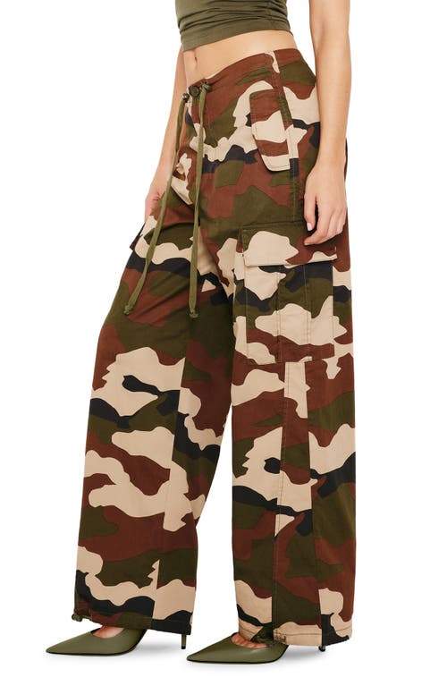 Good American Parachute Cargo Joggers In Fatigue Green Camo01