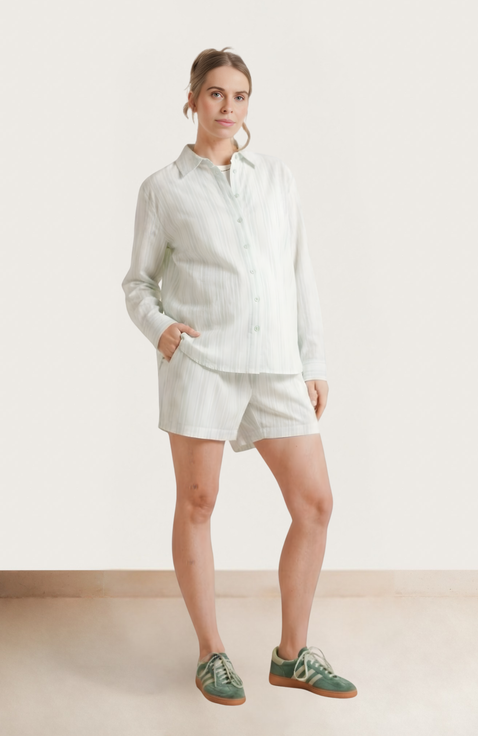 The Easy Maternity & Nursing Shirt
