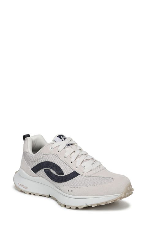 Jetsetter Walking Shoe (Women)