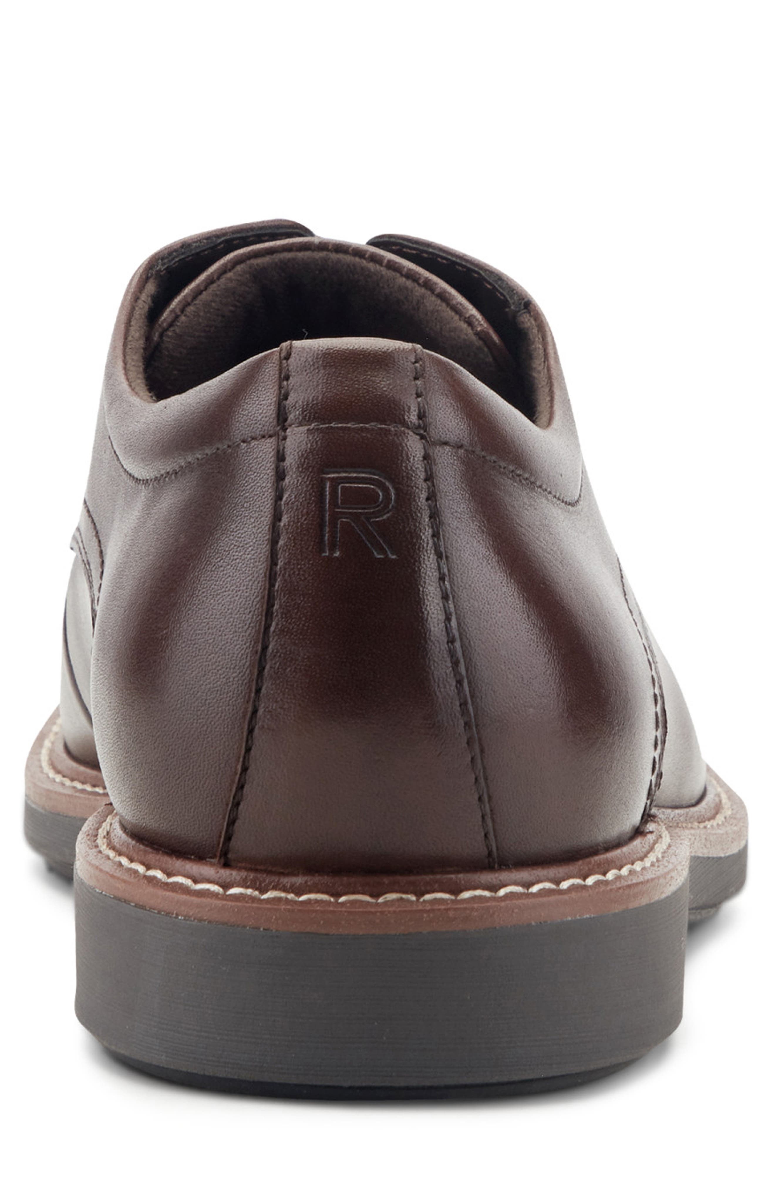 Leonard Moc Toe Oxford, Alternate, color, DARK BROWN 200