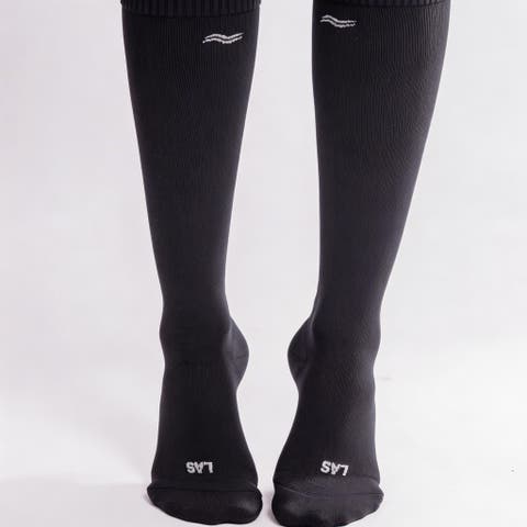 Com-pressi-on Me Socks