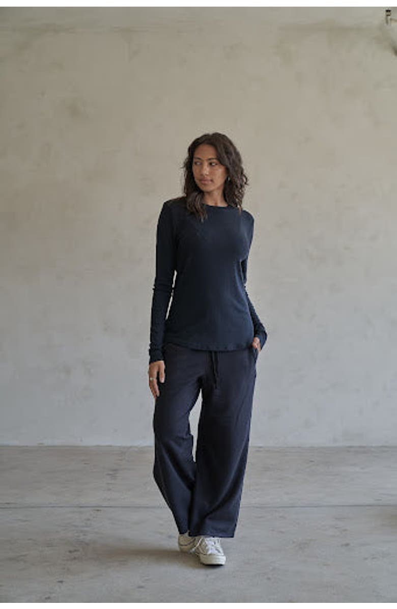 eavolu Garda Long Sleeve Top, Alternate, color, Coal Black