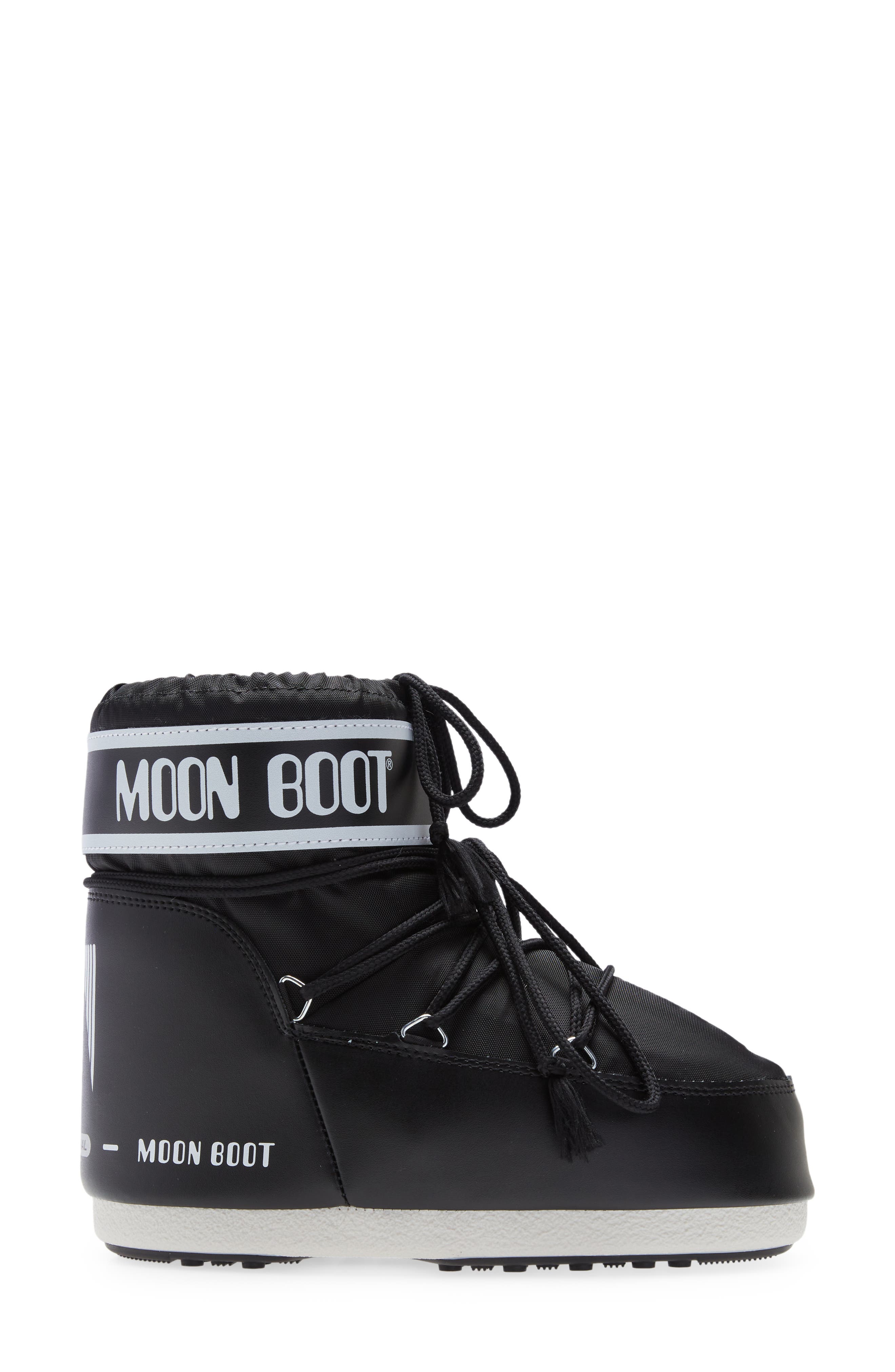 Moon Boot<sup>®</sup> Classic Low 2 Water Repellent Nylon Boot, Alternate, color, 
