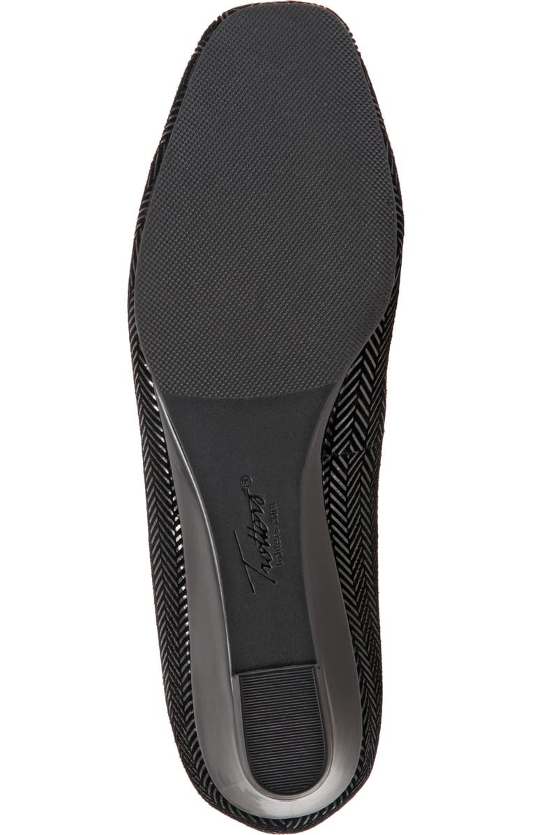 Trotters 'Lauren' Pump, Alternate, color,