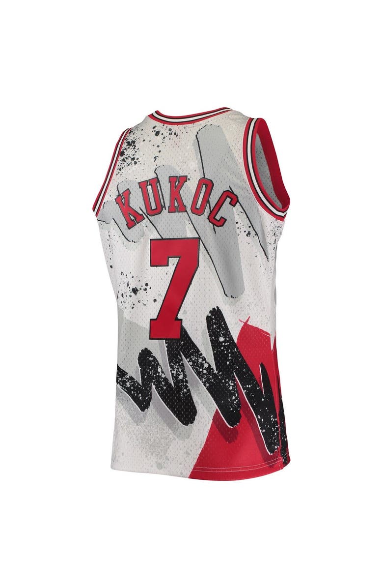 Mitchell & Ness Men's Mitchell & Ness Toni Kukoc White Chicago Bulls Hardwood Classics 1995/96 Hyper Hoops Swingman Jersey, Alternate, color, 