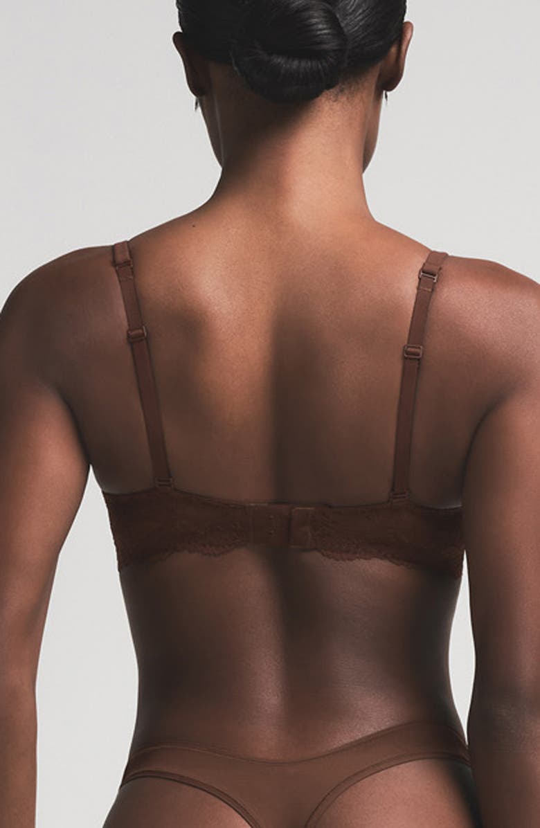 Fits Everybody Lace T-Shirt Bra