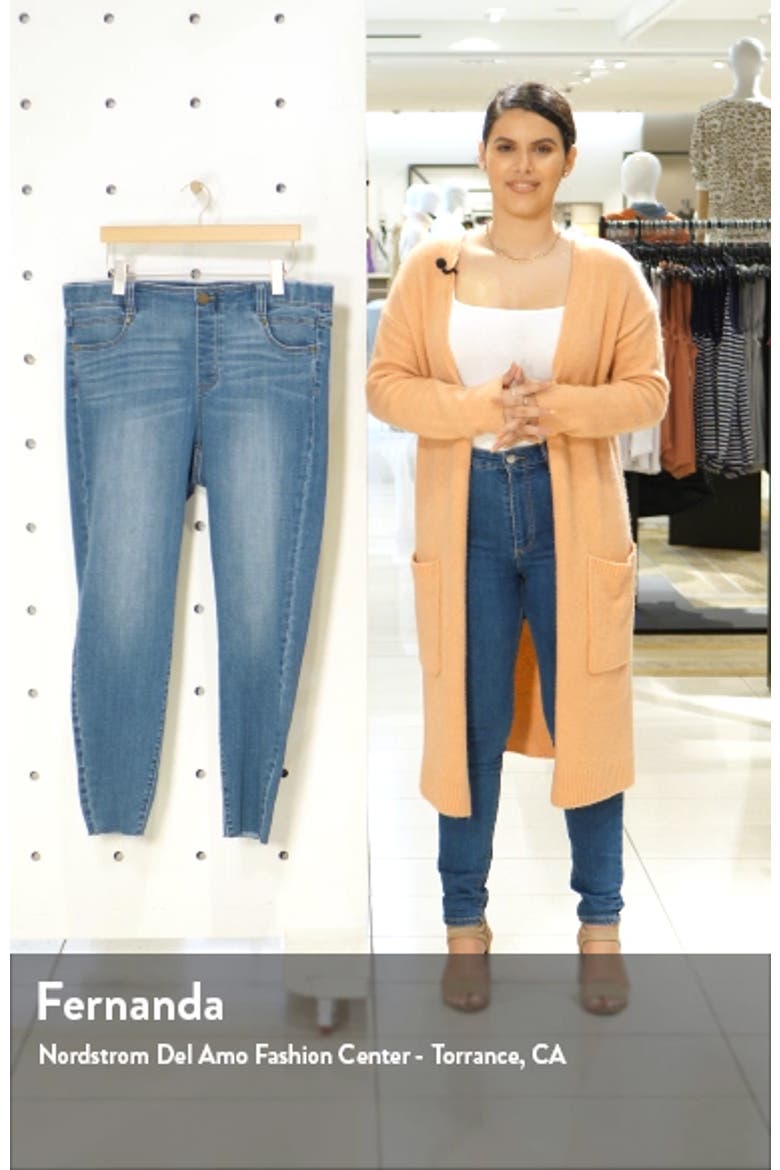 Gia Glider Pull-On Cut Hem Crop Skinny Jeans video
