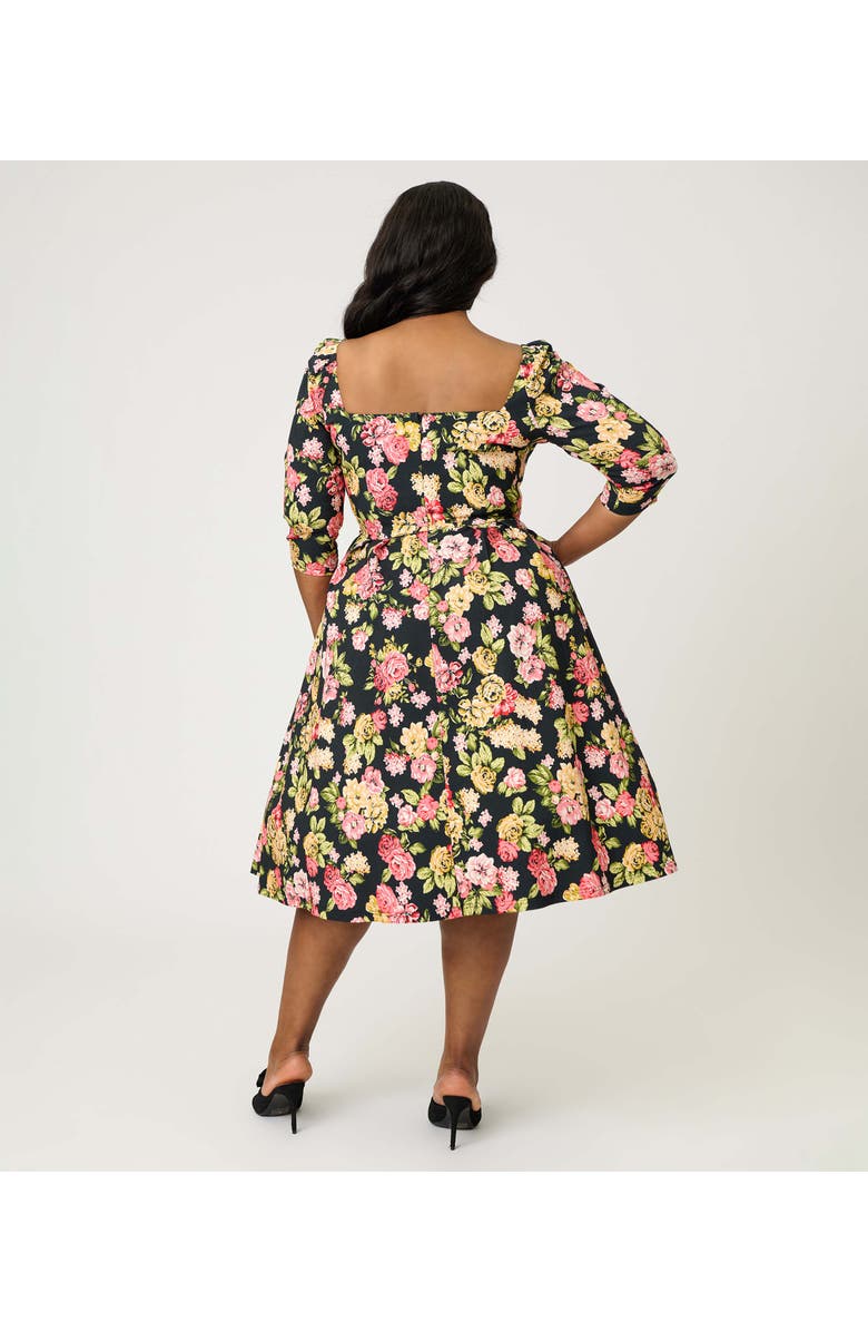 Unique Vintage Plus Size Woven Sweetheart Neckline Lamar Swing Dress, Alternate, color, Black Floral Print