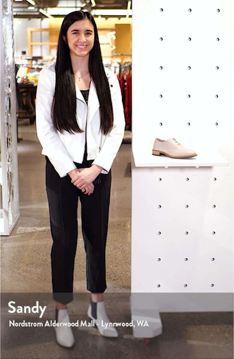 Sartorelle 25 Tailored Oxford, sales video thumbnail