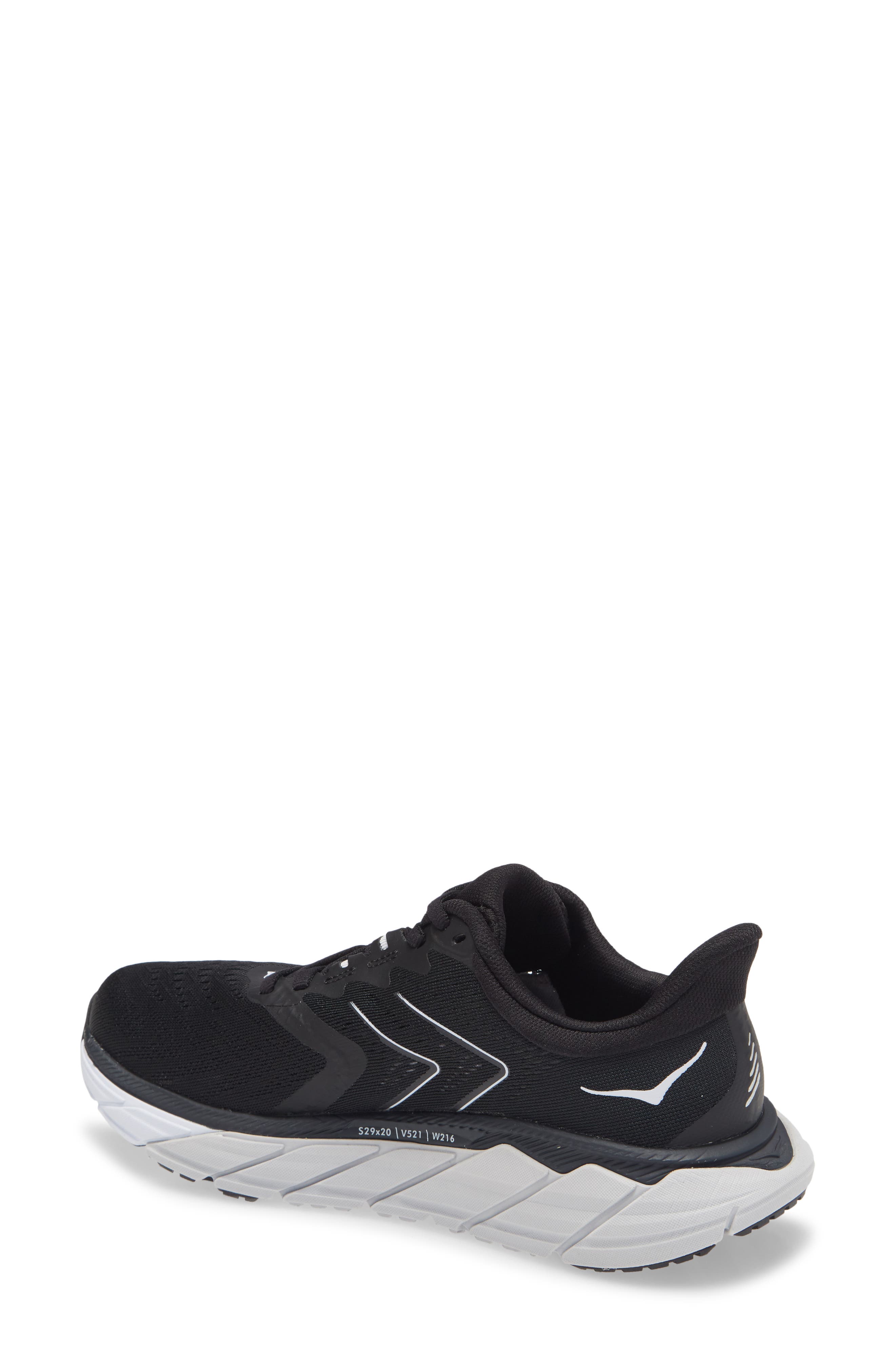 Arahi 5 Running Shoe, Alternate, color, BLACK / WHITE
