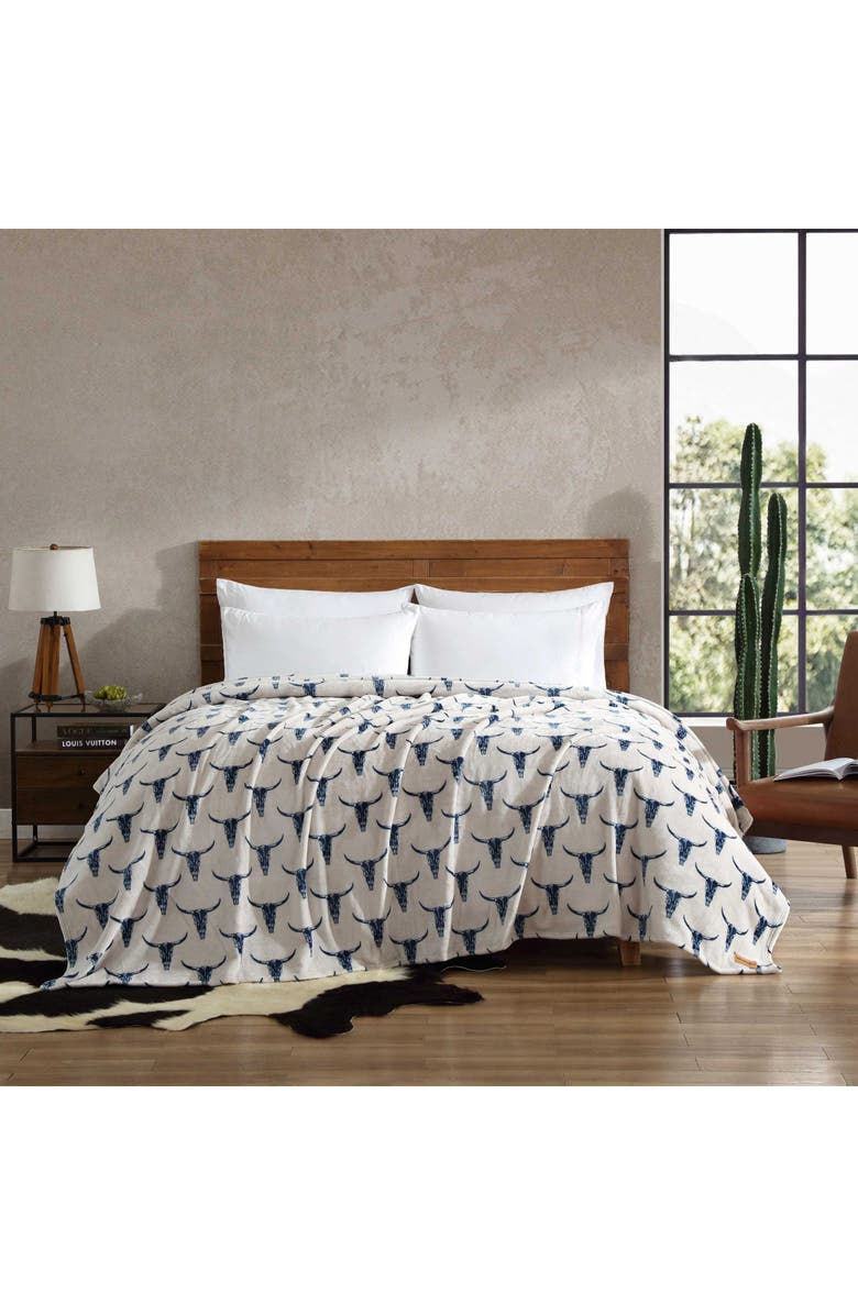 Wrangler Steer Head Throw Blanket, Alternate, color, Dark Blue