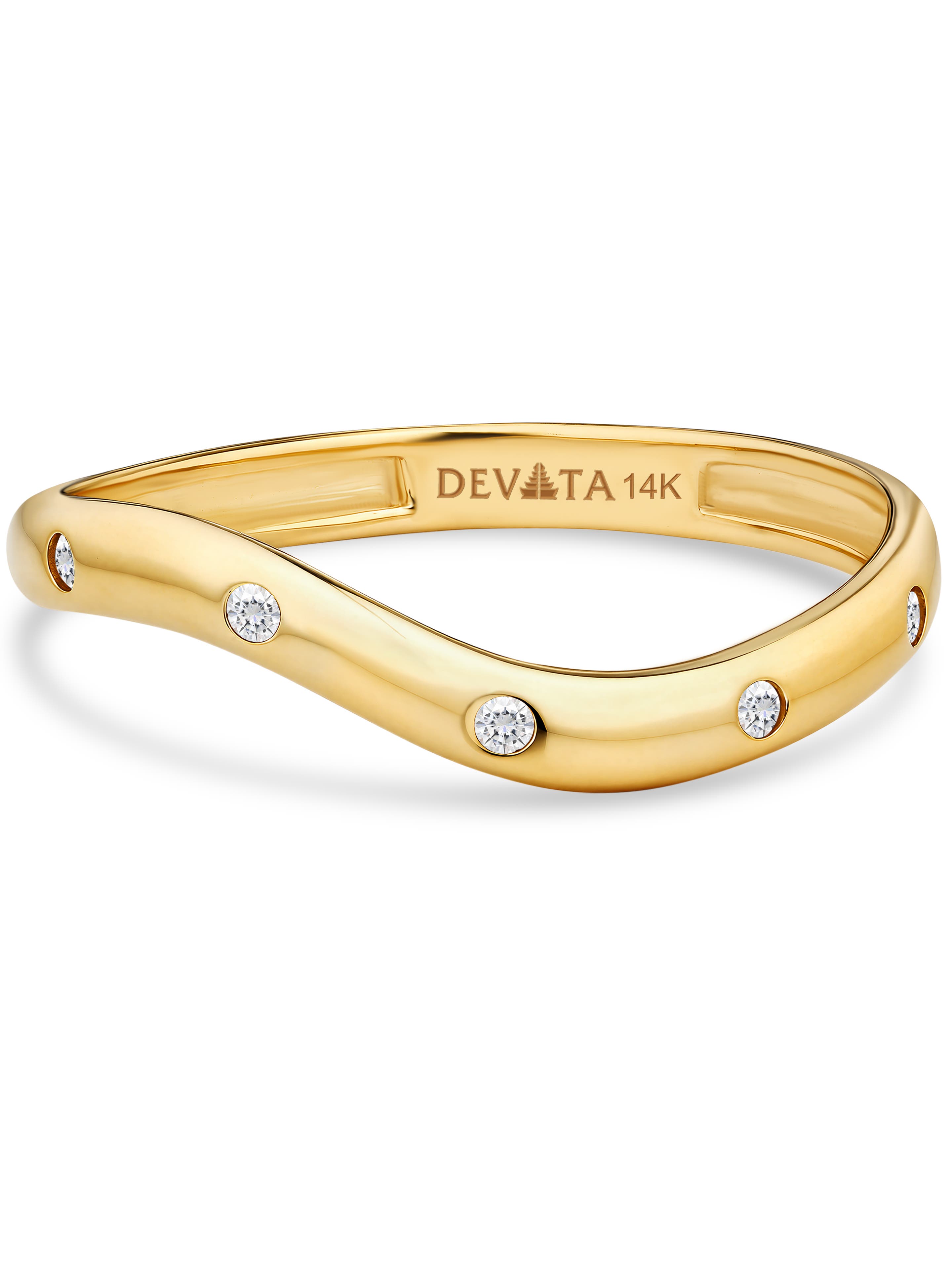 selected Yellow Gold