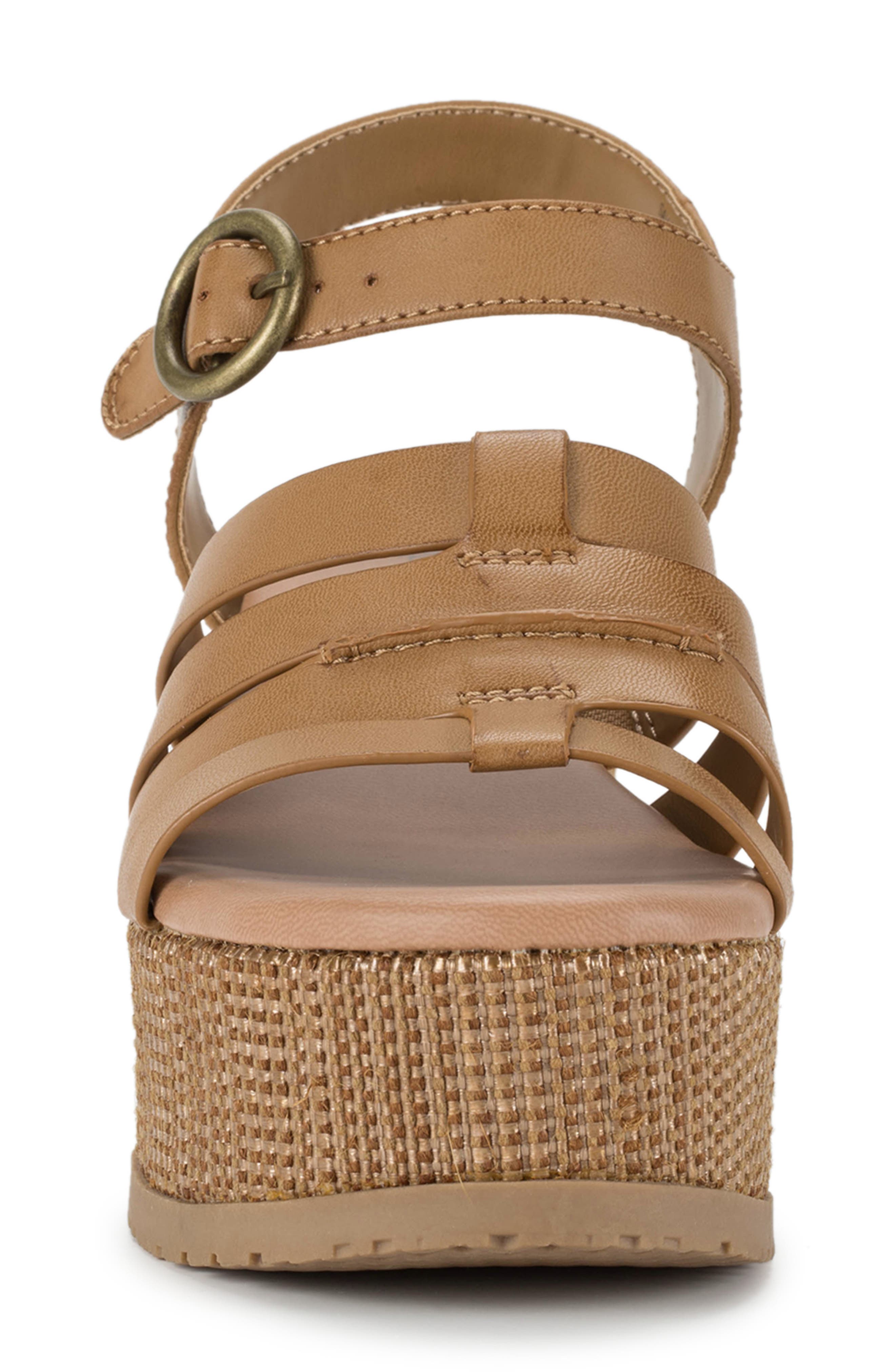 BARETRAPS Savannah Wedge Sandal, Alternate, color, Caramel