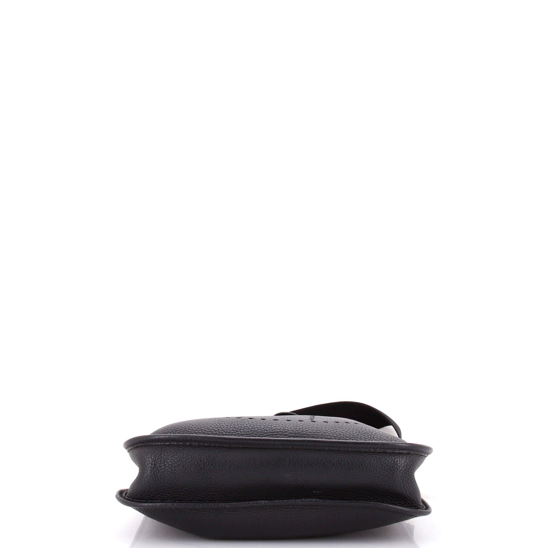 Evelyne Bag Gen I Clemence PM, Alternate, color, Noir
