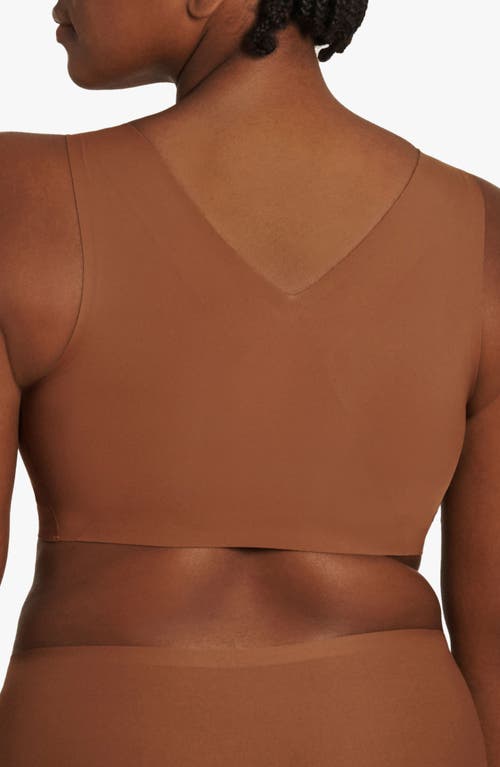 Evelyn & Bobbie Women's Neutrals Structured Scoop Bra In Clay In Clay