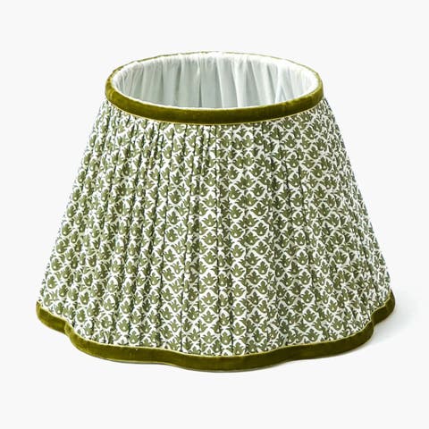 Lotus Lampshade (22cm)