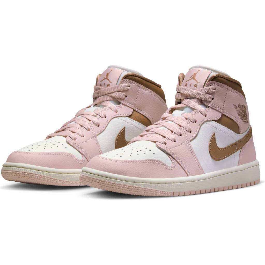 Jordan Air 1 Mid Sneaker