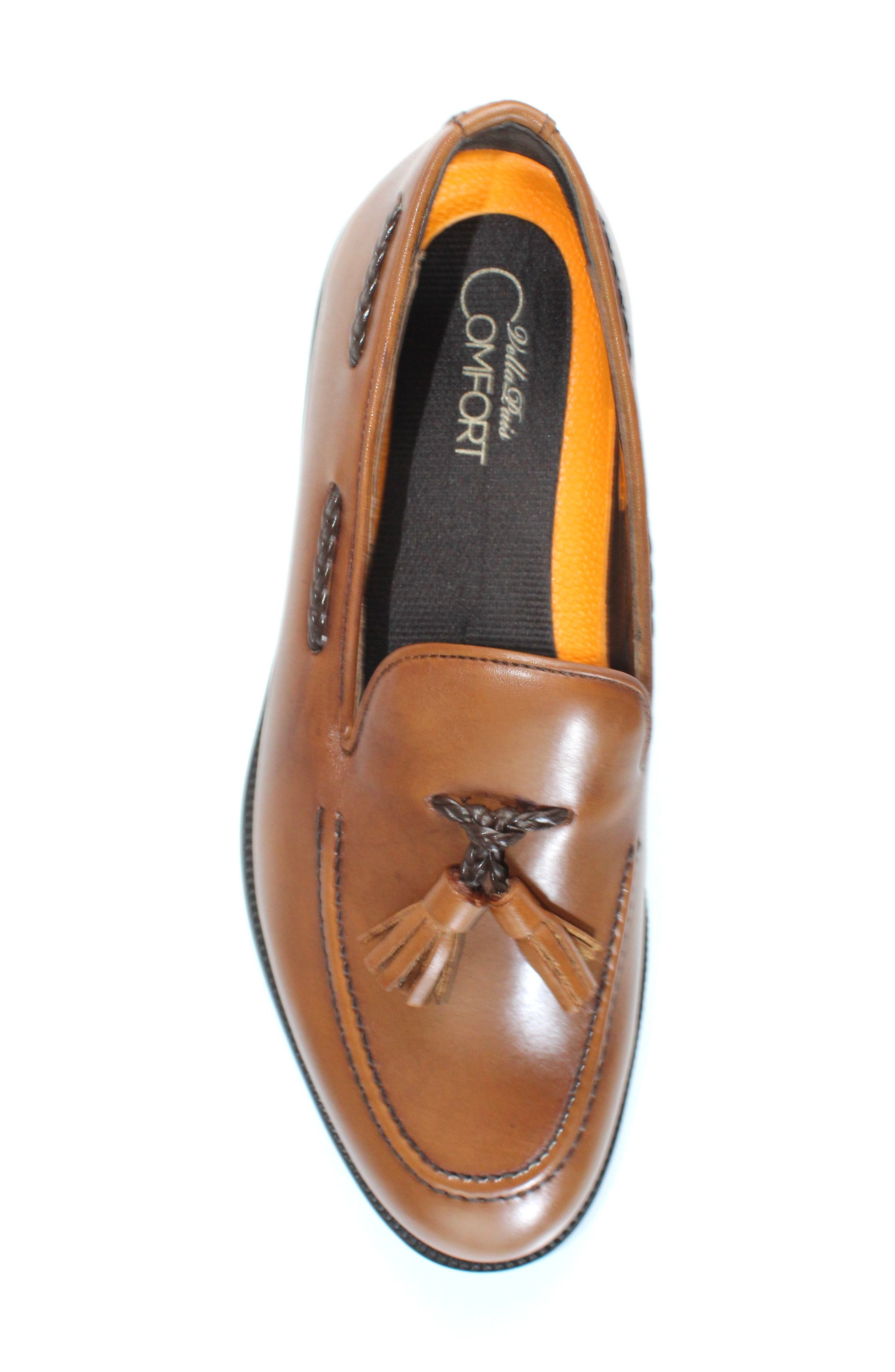 VELLAPAIS Niskey Tassel Loafer, Alternate, color, 