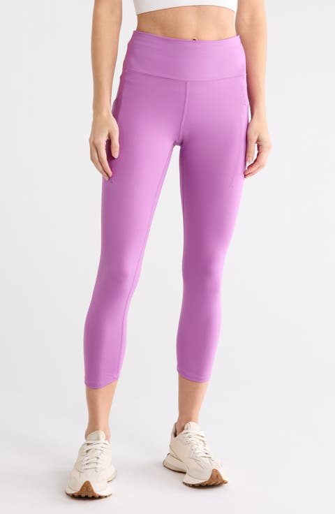Curved Capri Leggings