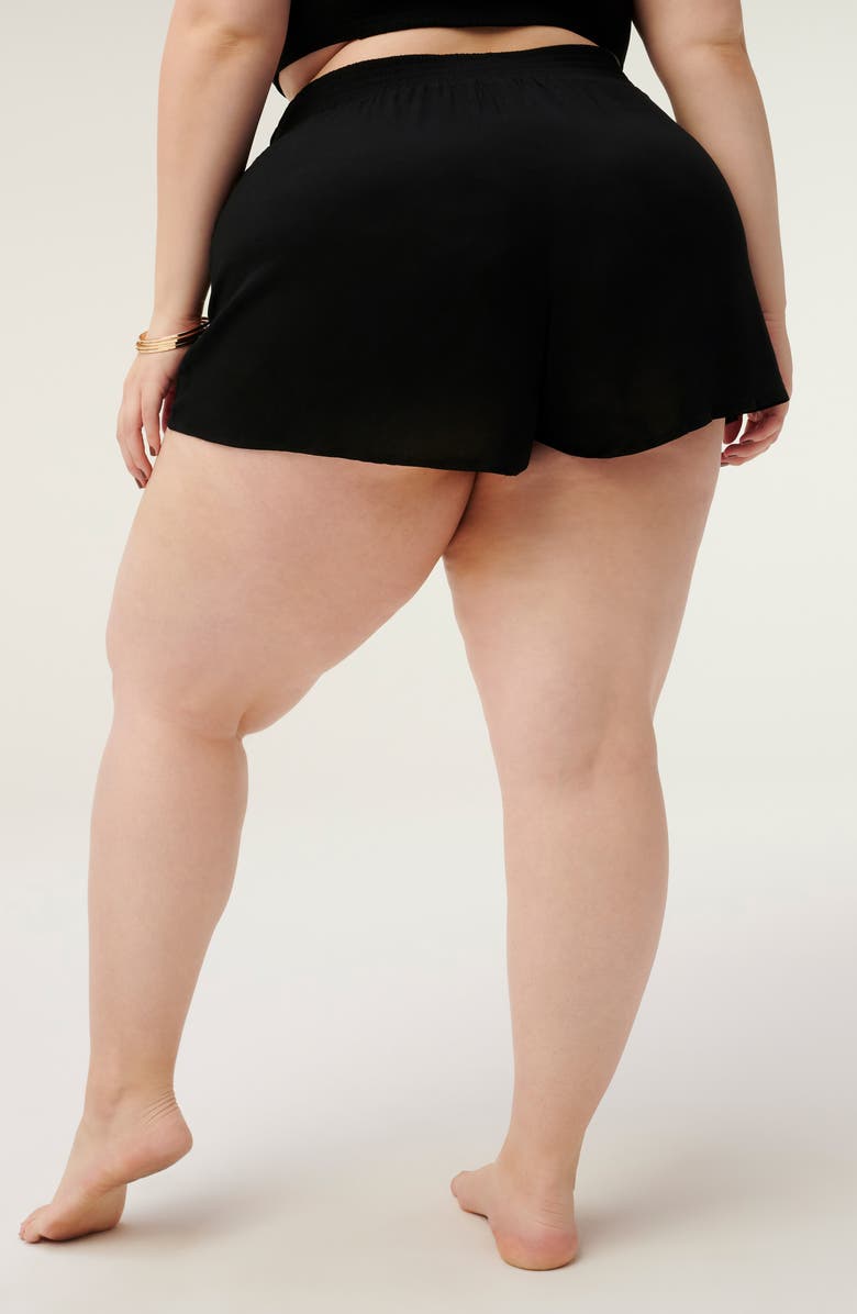 Good American Drapey Woven Cover-Up Shorts, Alternate, color, 