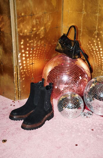 Blitzen Platform Chelsea Boot