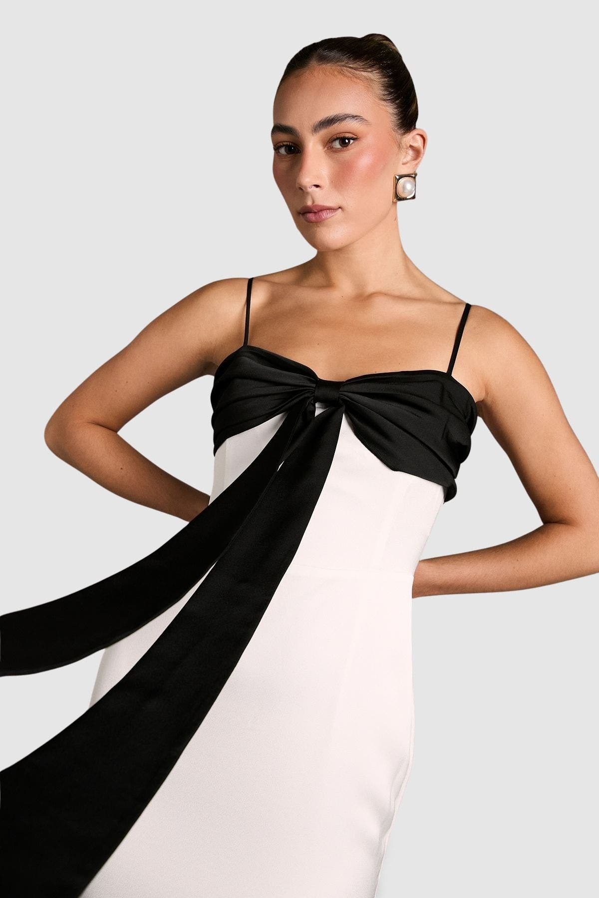 black mini dress with sleeves Floral Jacquard Puff Sleeve - Dresses Size:6 Champagne Rose Black / 2 Pair it with strappy