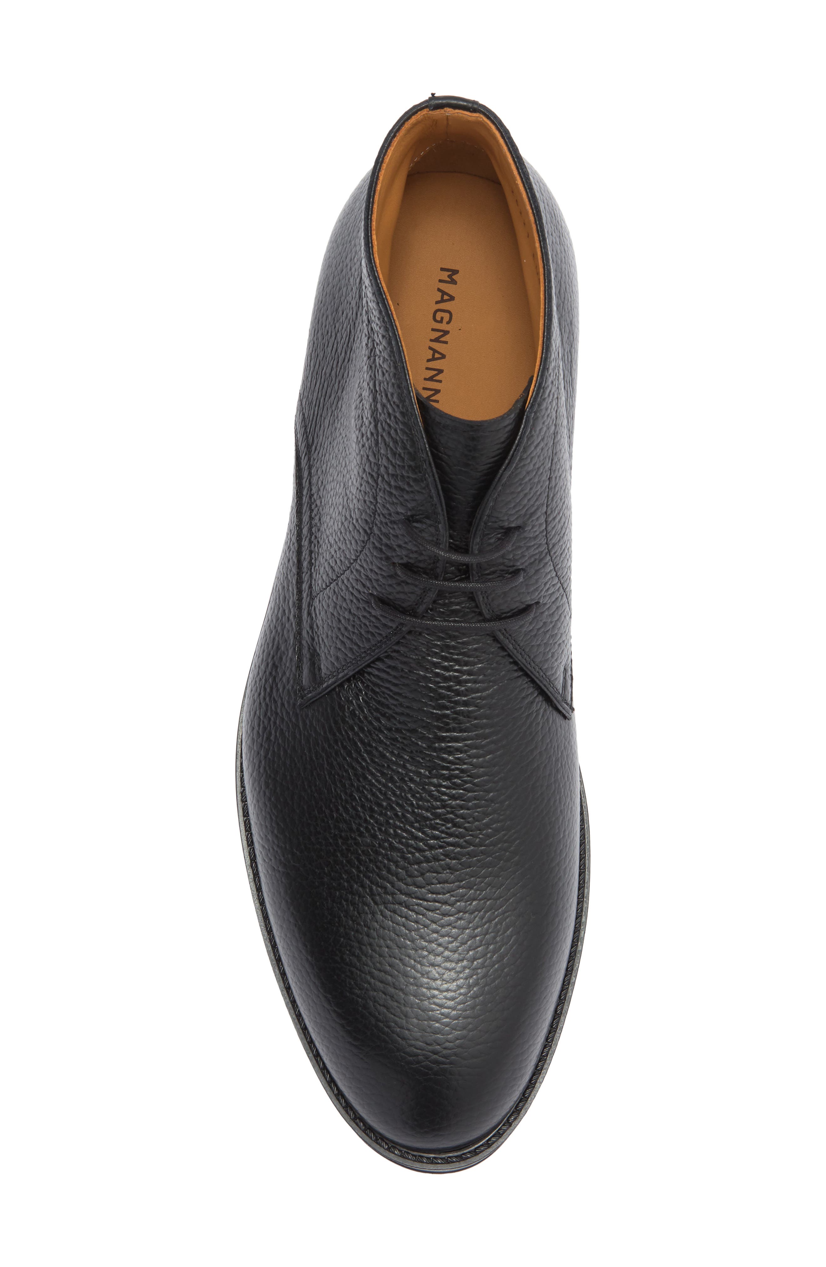 Magnanni Eddison Chukka Boot, Alternate, color, Black