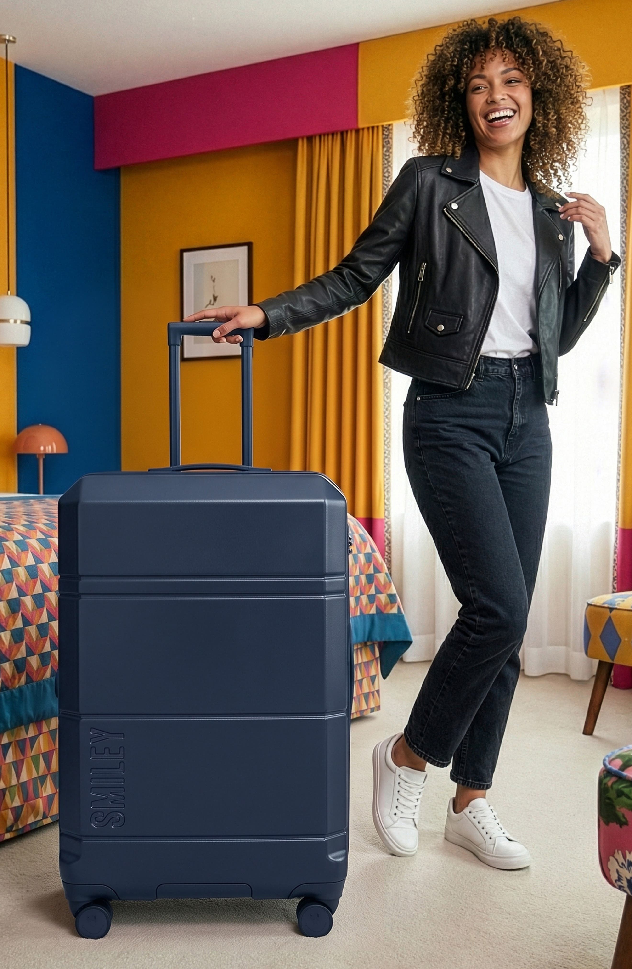 SMILEY Cheerful Cruiser 3-Piece Expandable Hardside Spinner