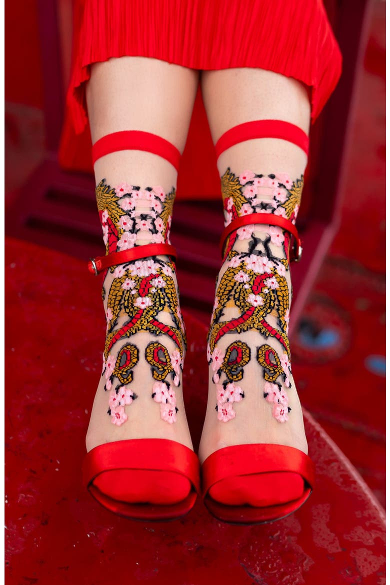 Fire & Scales Sheer Crew Socks, Alternate, color, BLACK/ GOLD