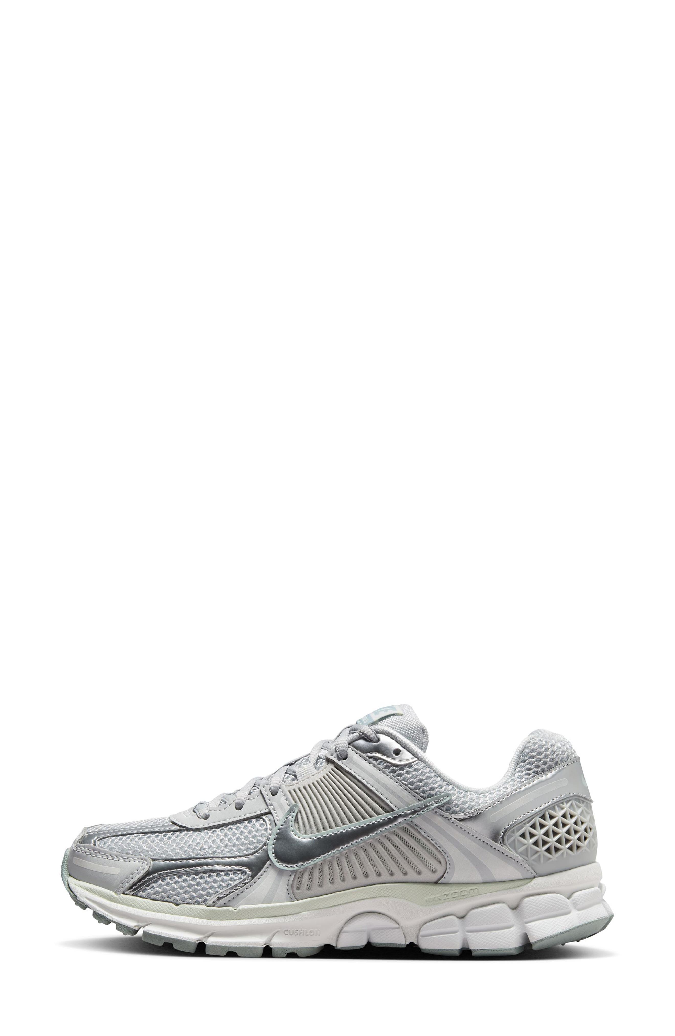 Zoom Vomero 5 Sneaker, Alternate, color, GREY FOG/ OFF WHITE/ SPRUCE