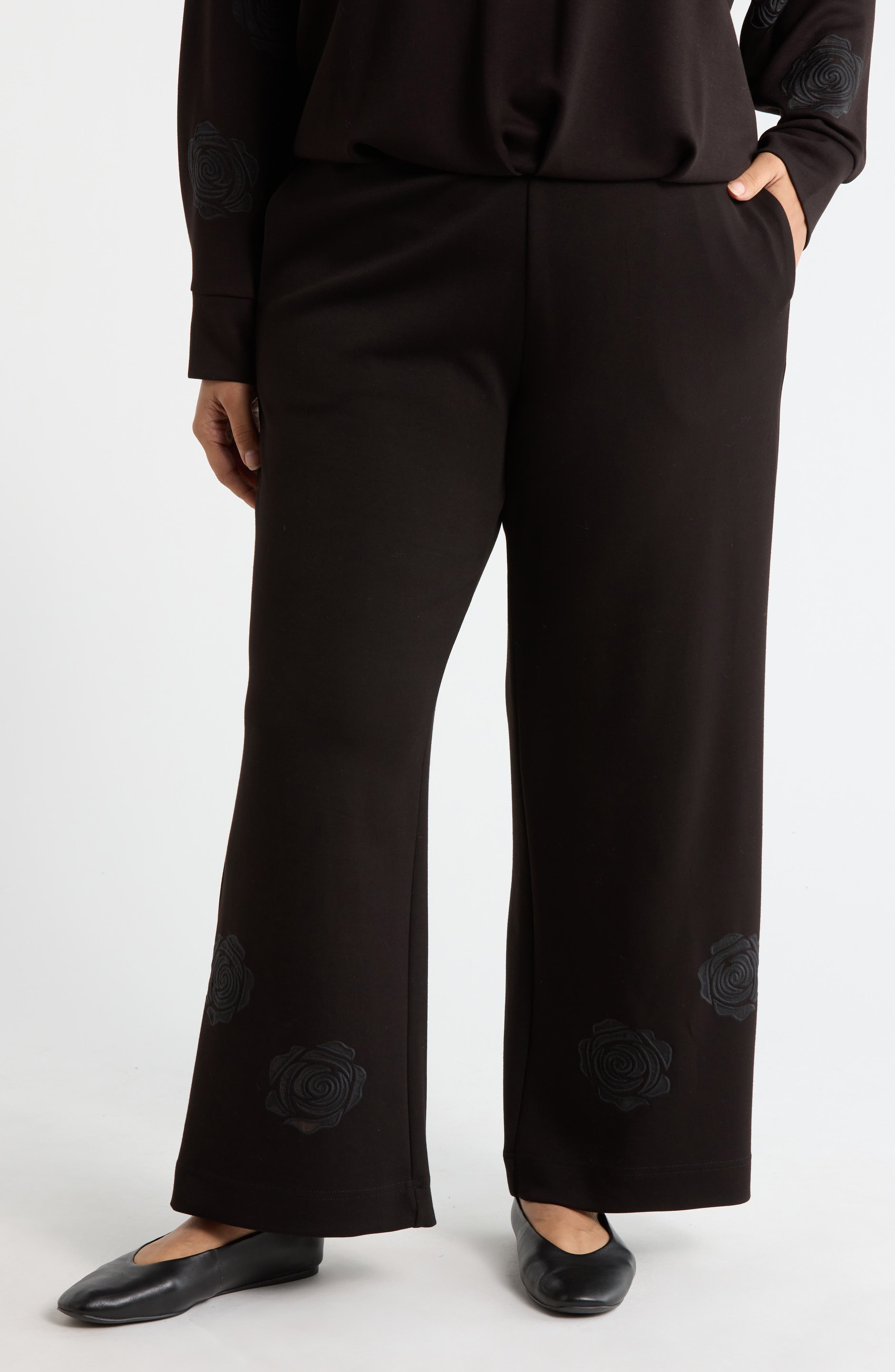 T Tahari Rose Embroidered Scuba Pants