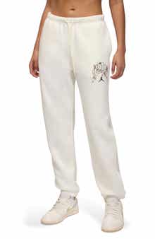 Realtree® Camo Brooklyn Fleece Graphic Joggers