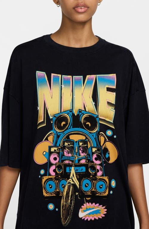 Nike Sportswear Oversize Graphic T-shirt