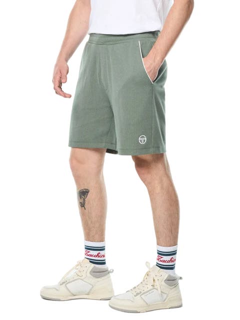 Agiato Short