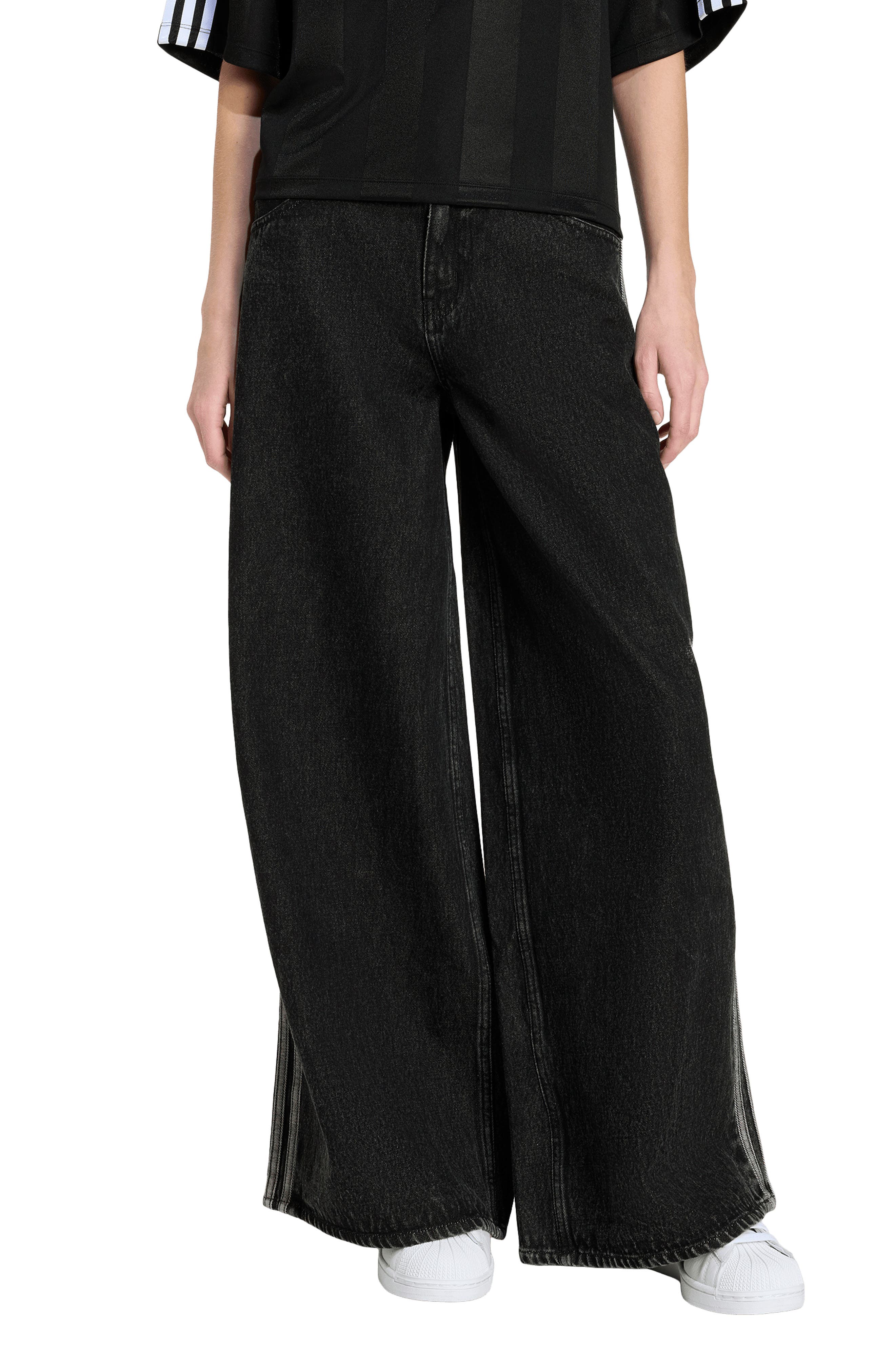 TRUE BLACK DENIM