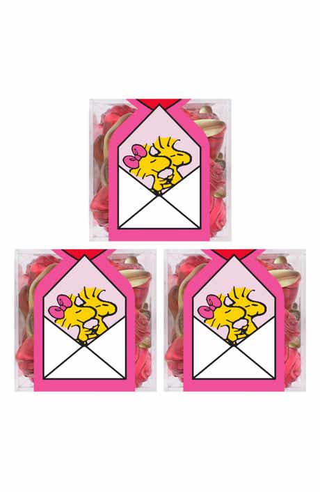 sugarfina x Peanuts™ Woodstock Set of 3 Long Stem Roses Candy Cubes