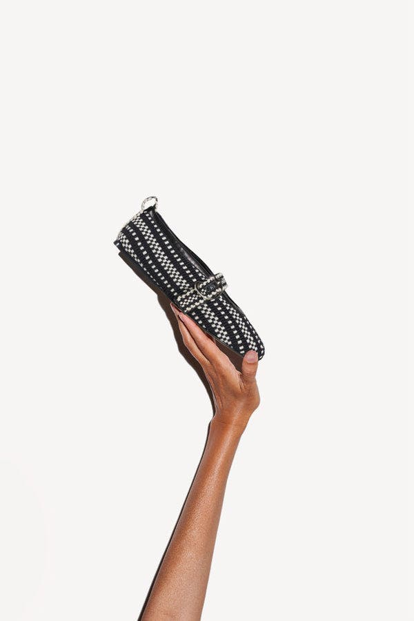 Amambaih Adela Sandals, Alternate, color, Ivory-Black