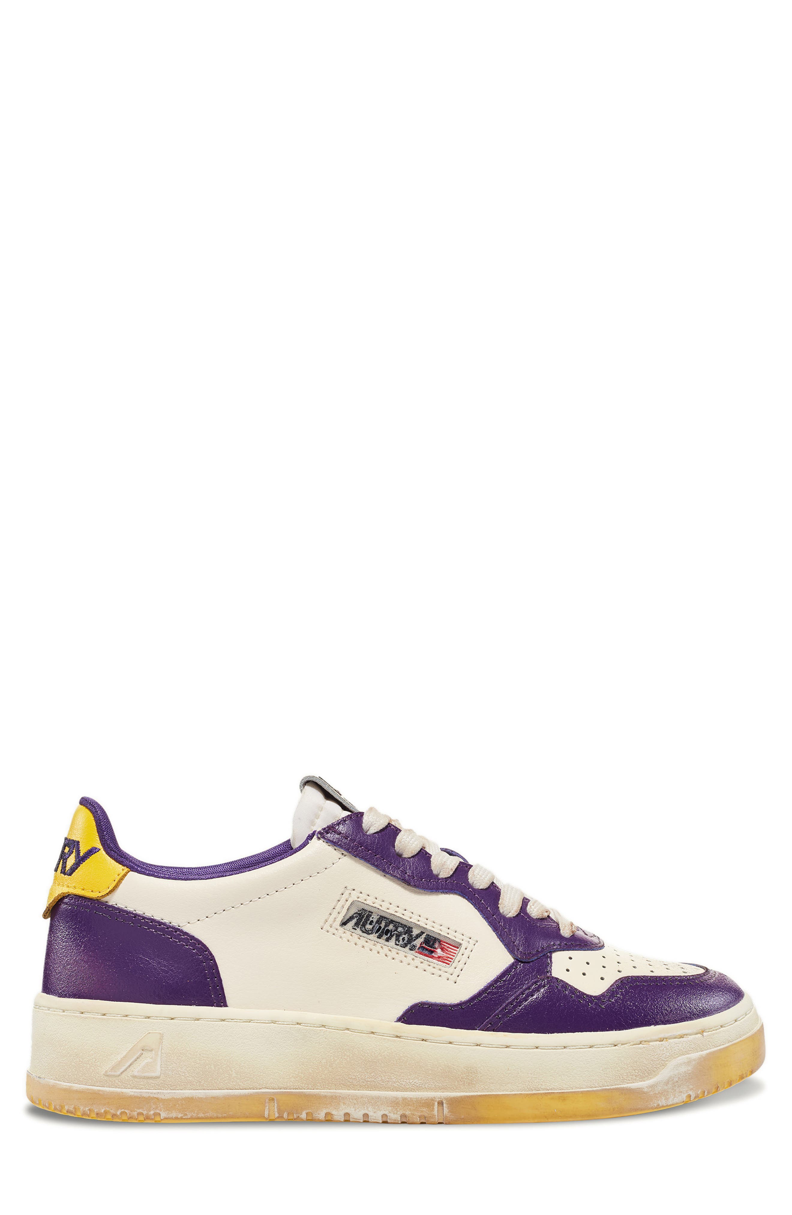 AUTRY Medalist Super Vintage Low Top Sneaker, Alternate, color, Capsule Iv/ Acai/ Freesia