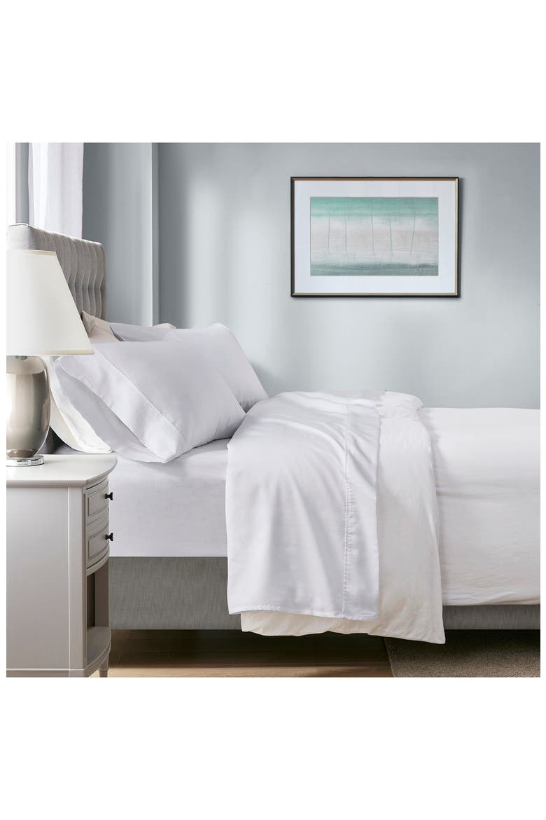1000 Thread Count Temperature Regulating Antimicrobial 4 Piece Sheet Set, Alternate, color, WHITE