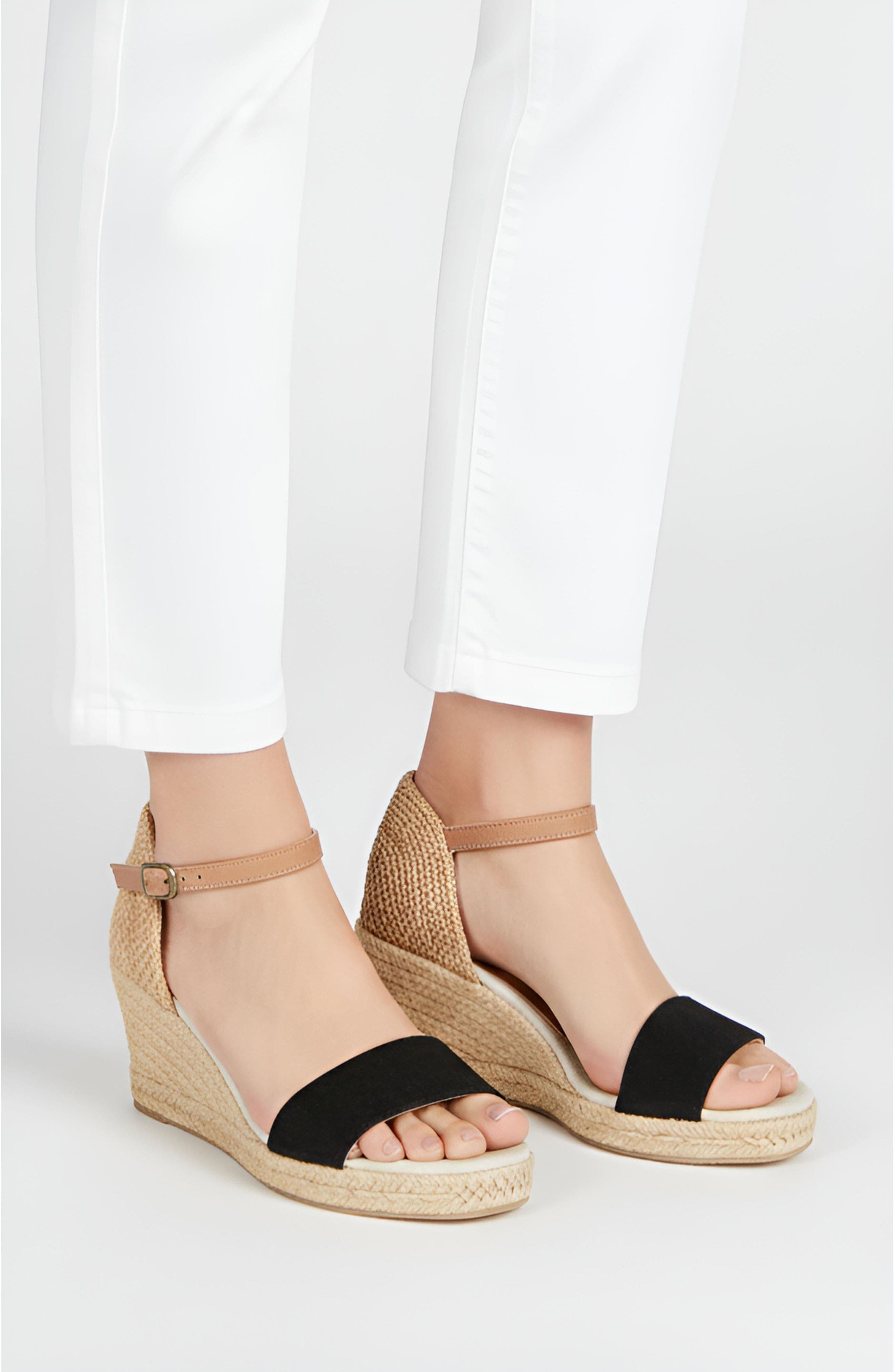 Menina Step Jimena Single Band Wedges, Alternate, color, Black