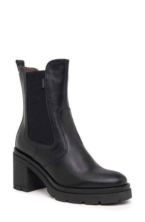 Lug Sole Chelsea Boot (Women)