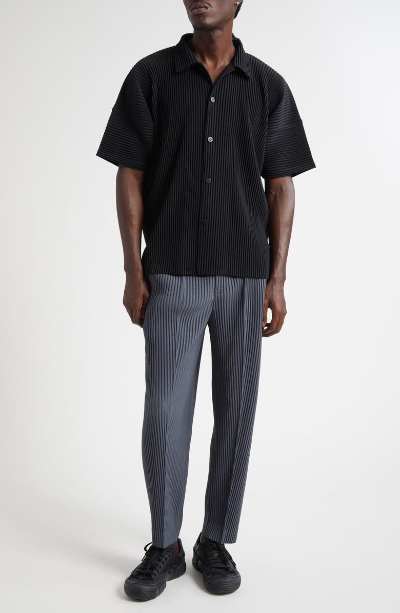 Homme Plissé Issey Miyake Monthly Colors July Pleated Short Sleeve Button-Up Shirt, Alternate, color, Black
