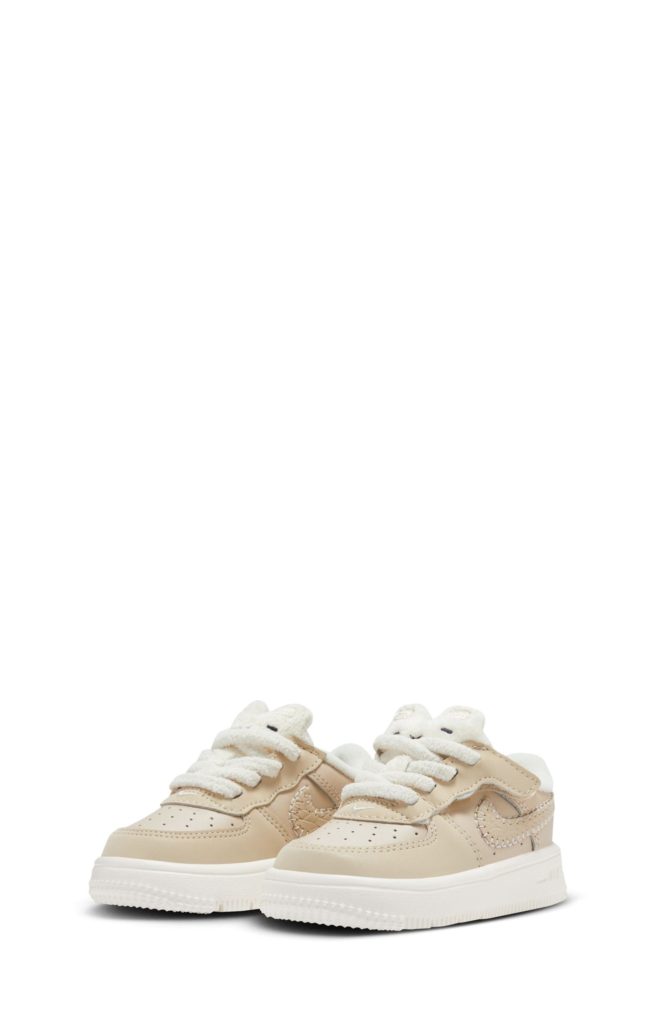 Nike Kids' Air Force 1 Low EasyOn Sneaker, Main, color, 