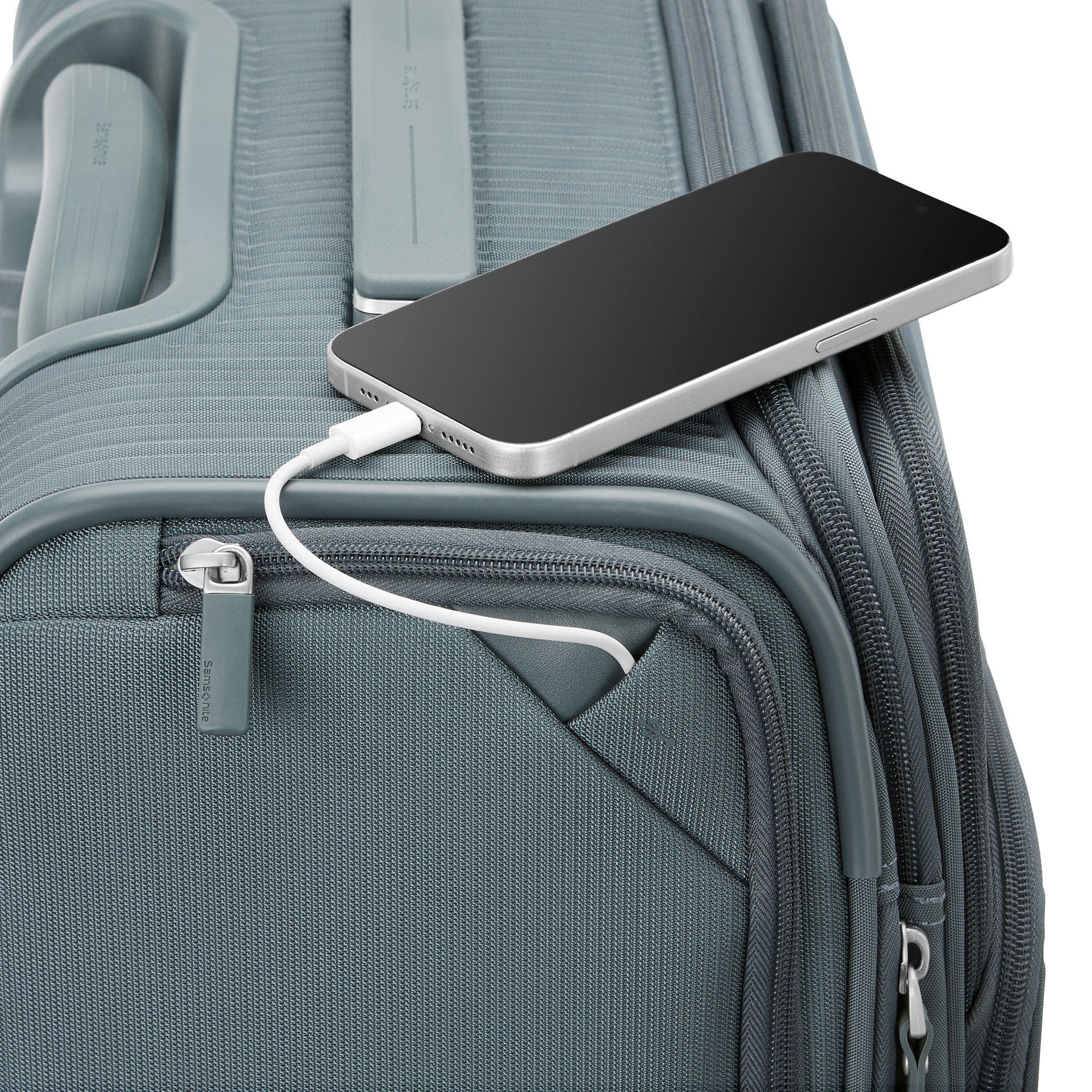 Samsonite Silhouette 18 Softside Carry-On Expandable Spinner, Alternate, color, Black