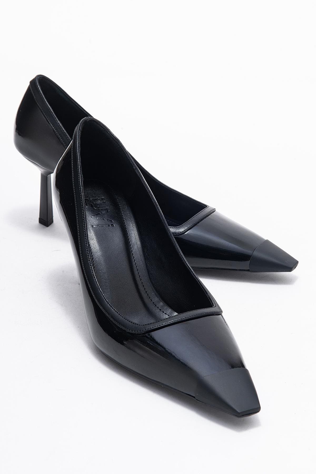 Prologue Shoes Rona Pointed Toe Pump, Alternate, color, Black Patent