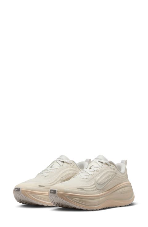 Vomero Plus Running Shoe (Women)