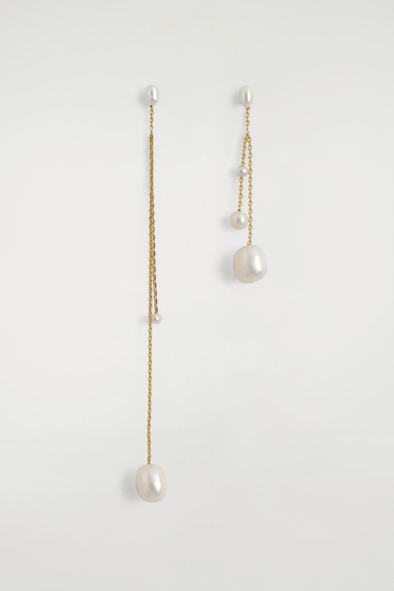 Mismatched Chain Freshwater Pearl Earrings, Main, color, PEARL / GOLD