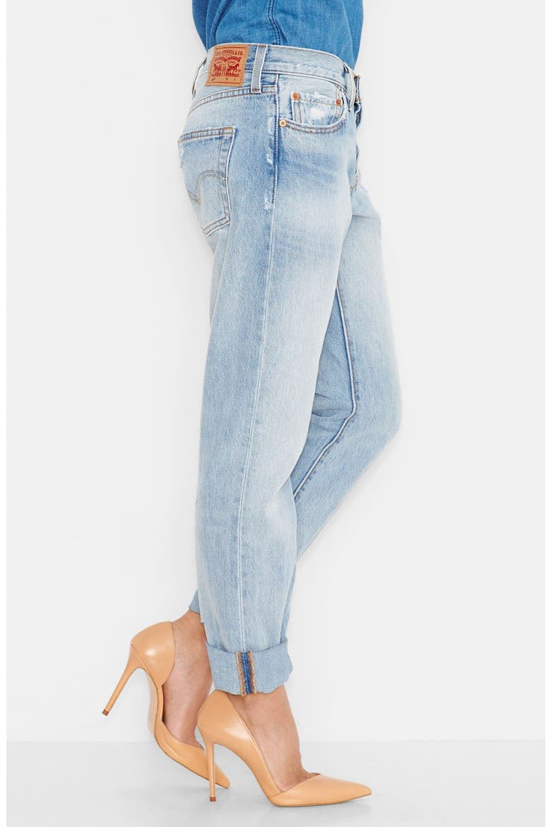 Levi's® '501®' Jeans, Alternate, color, LIGHT WASH